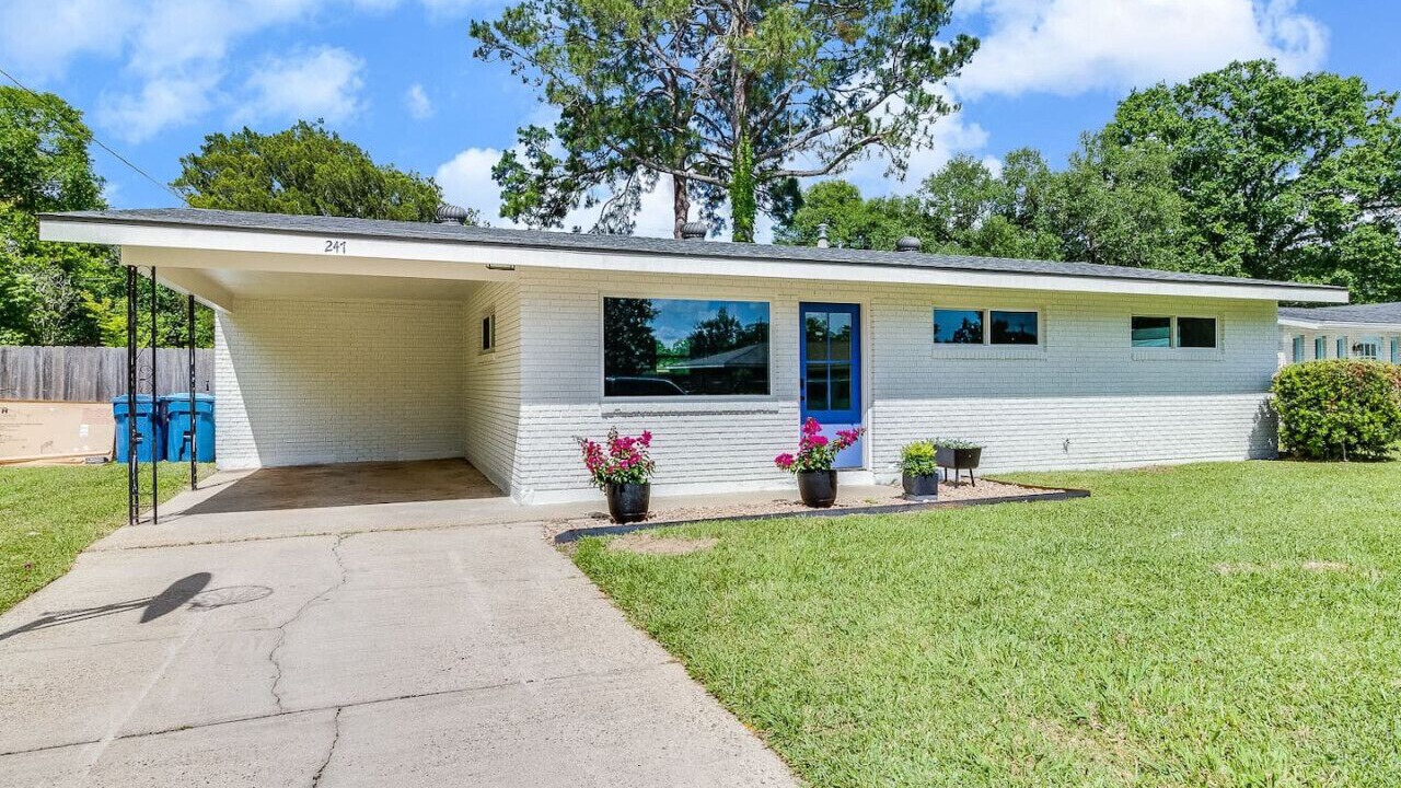 Photo of Outdoor in Lafayette