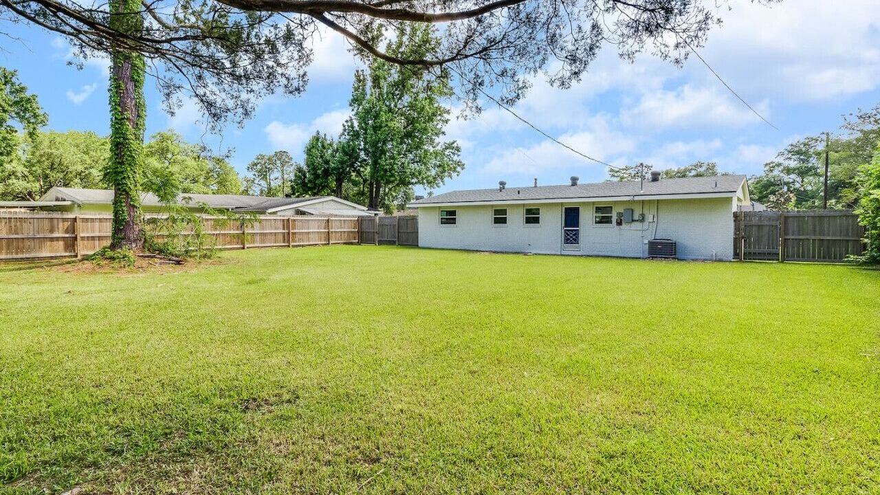 Photo of Outdoor in Lafayette