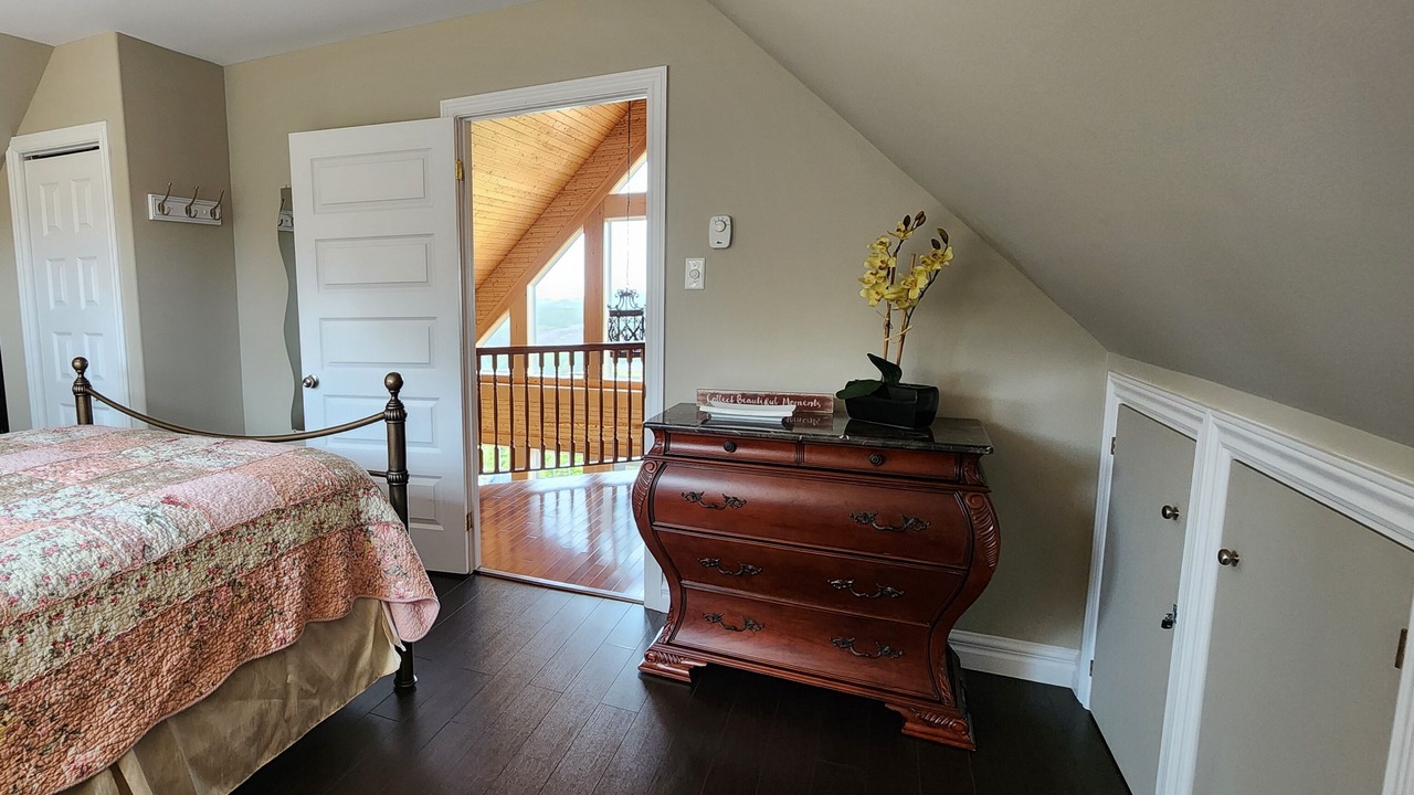 Photo of Bedroom in Open Hall