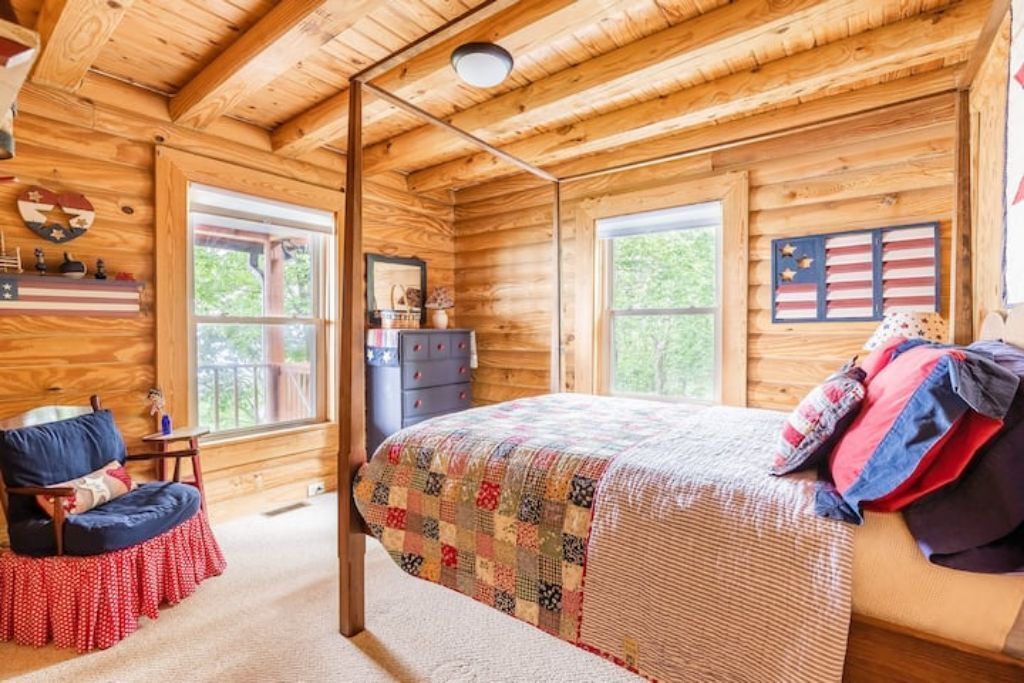 Photo of Bedroom in Lynn