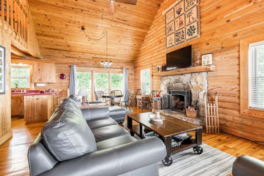 Photo of Livingroom in Lynn