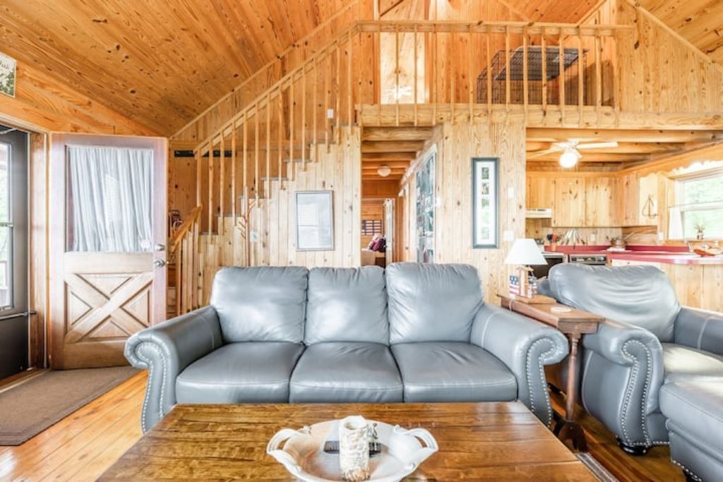 Photo of Livingroom in Lynn