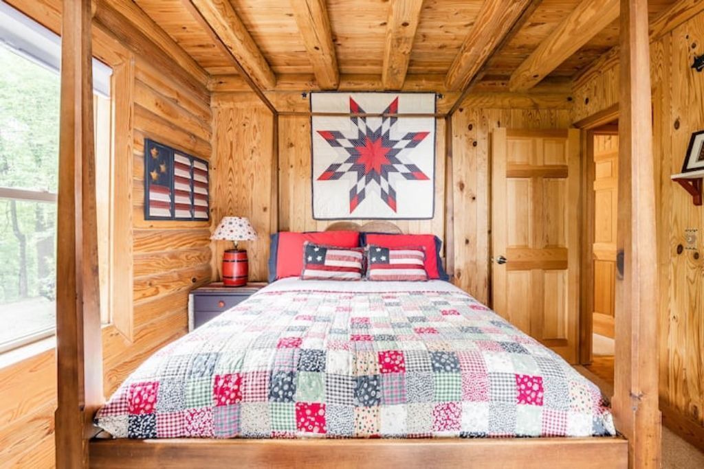 Photo of Bedroom in Lynn