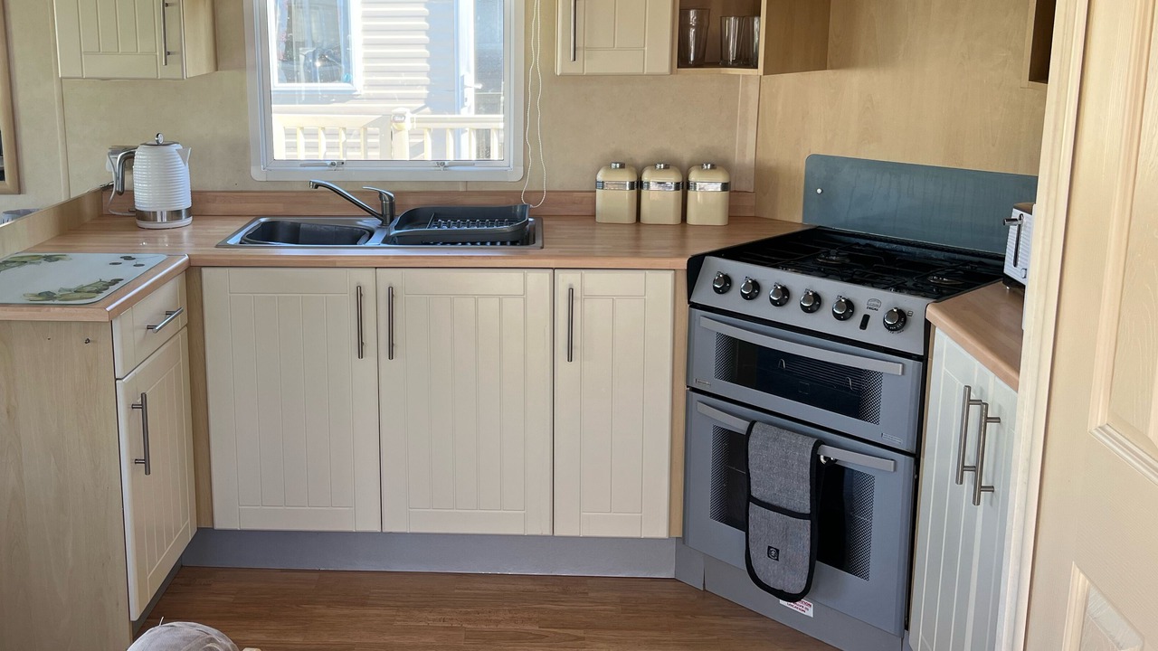 Photo of Kitchen in Kinmel Bay