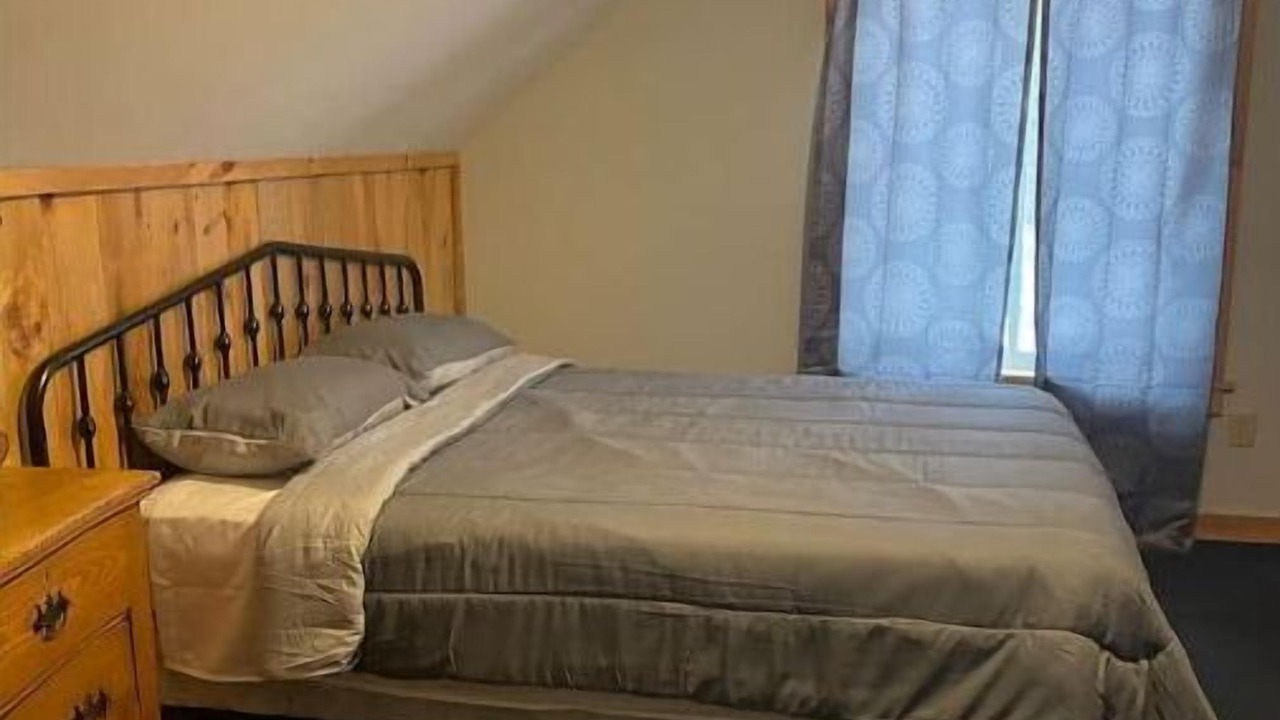 Photo of Bedroom in Lewis County