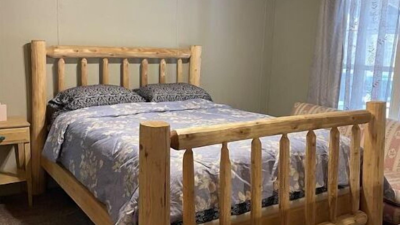 Photo of Bedroom in Lewis County