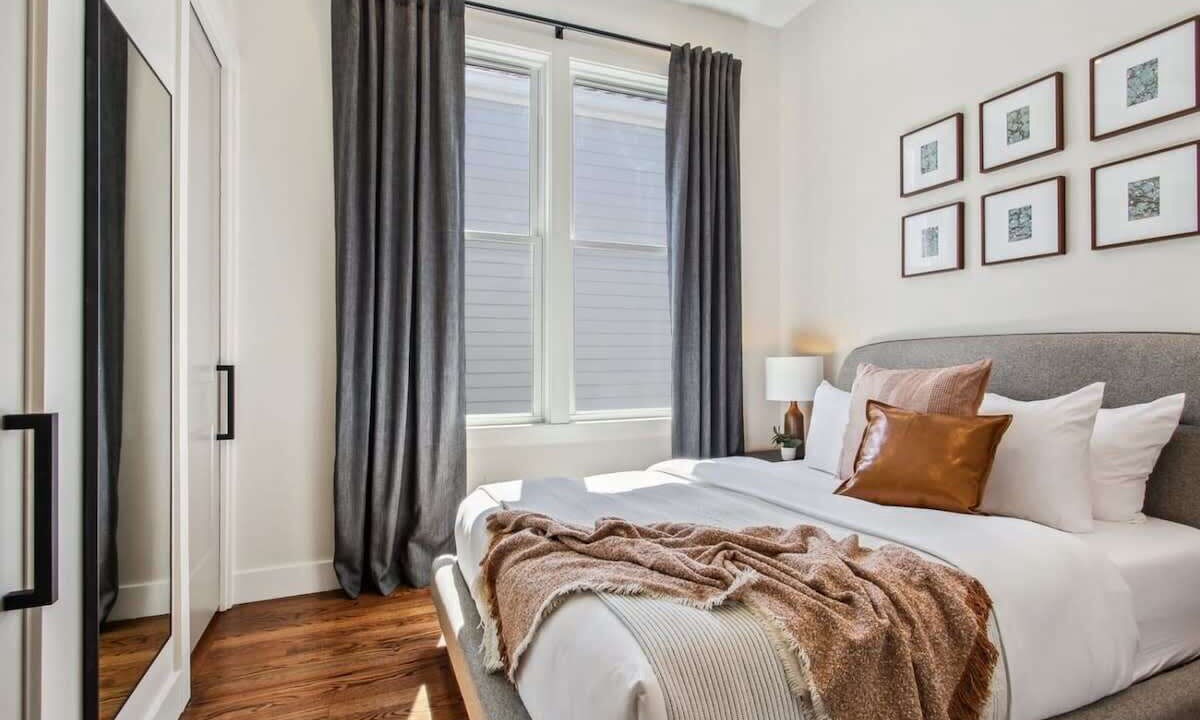 Photo of Bedroom in Lower Garden District
