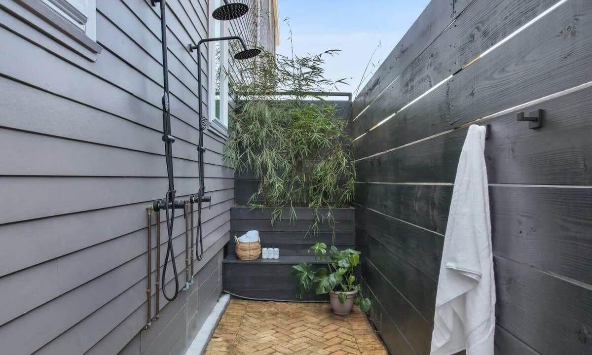 Photo of Outdoor in Lower Garden District