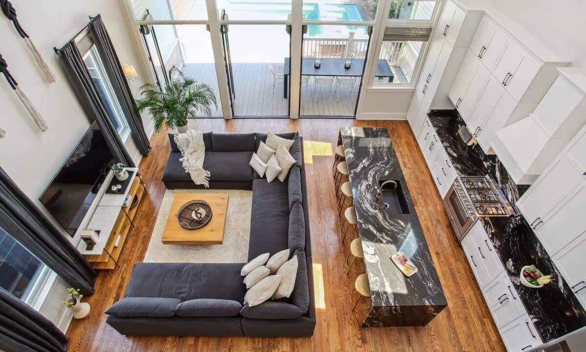 Photo of Livingroom in Lower Garden District