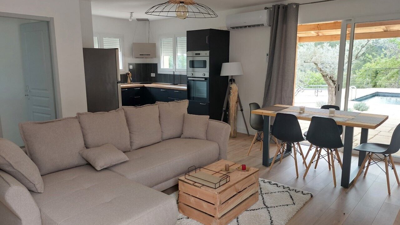 Photo of Livingroom in Chambonas