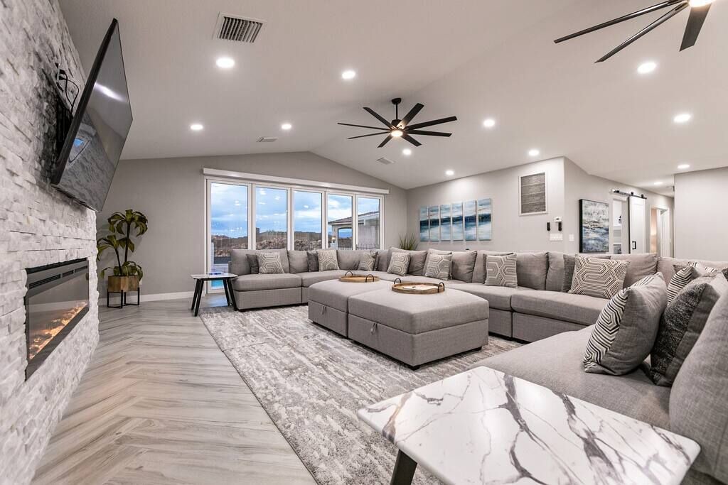 Photo of Livingroom in Boulder City