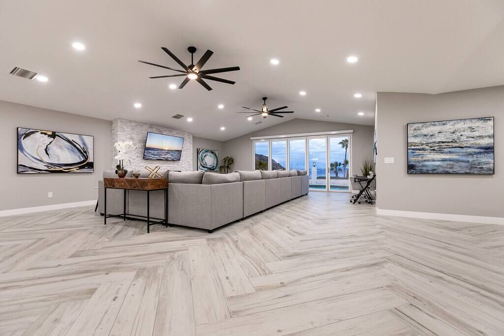 Photo of Livingroom in Boulder City