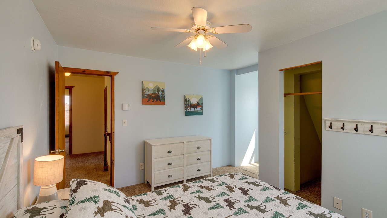 Photo of Bedroom in Victor