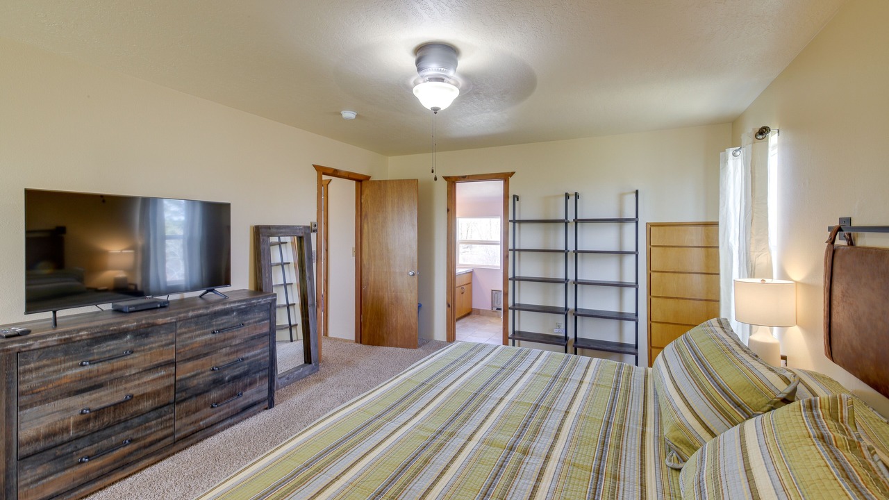 Photo of Bedroom in Victor