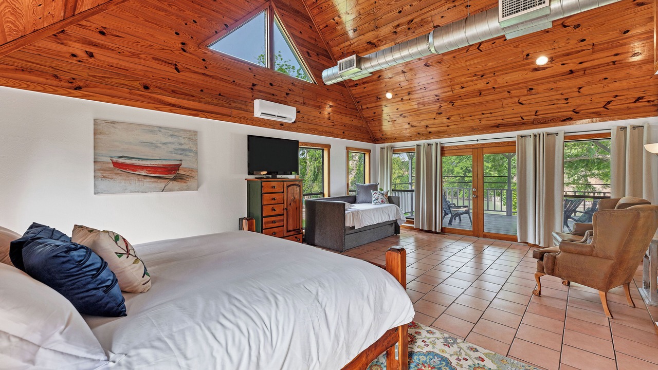 Photo of Bedroom in New Braunfels