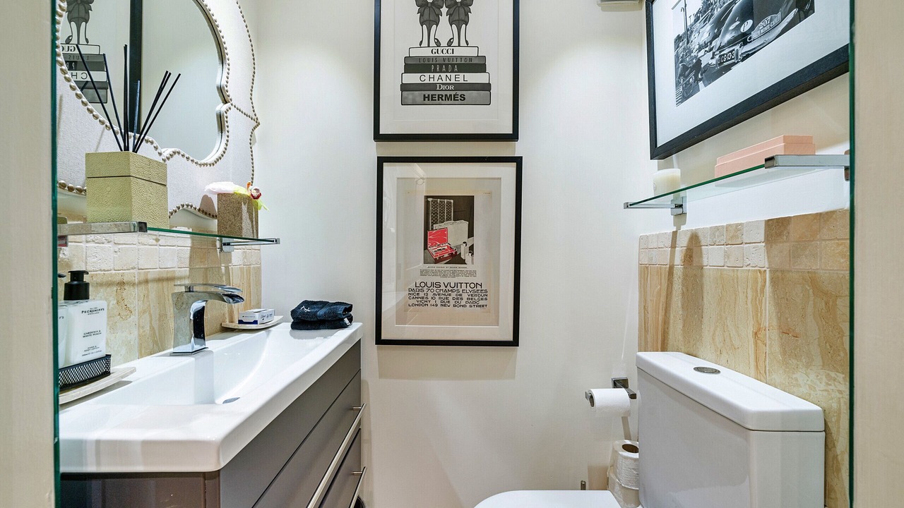 Photo of Bathroom in Frognal and Fitzjohns