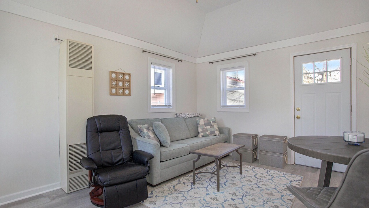 Photo of Livingroom in Coldwater
