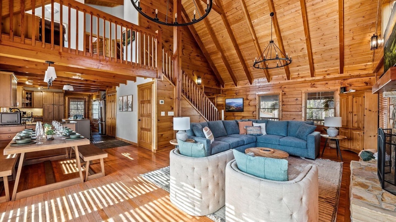 Photo of Livingroom in Boone
