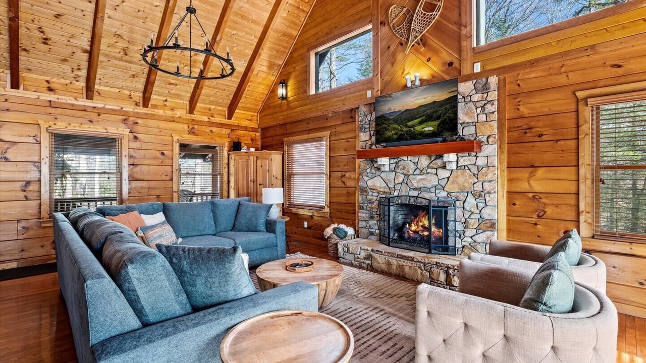 Photo of Livingroom in Boone
