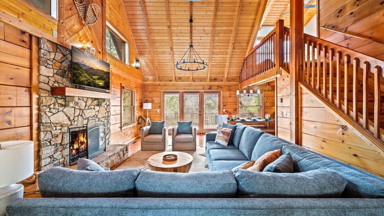 Photo of Livingroom in Boone