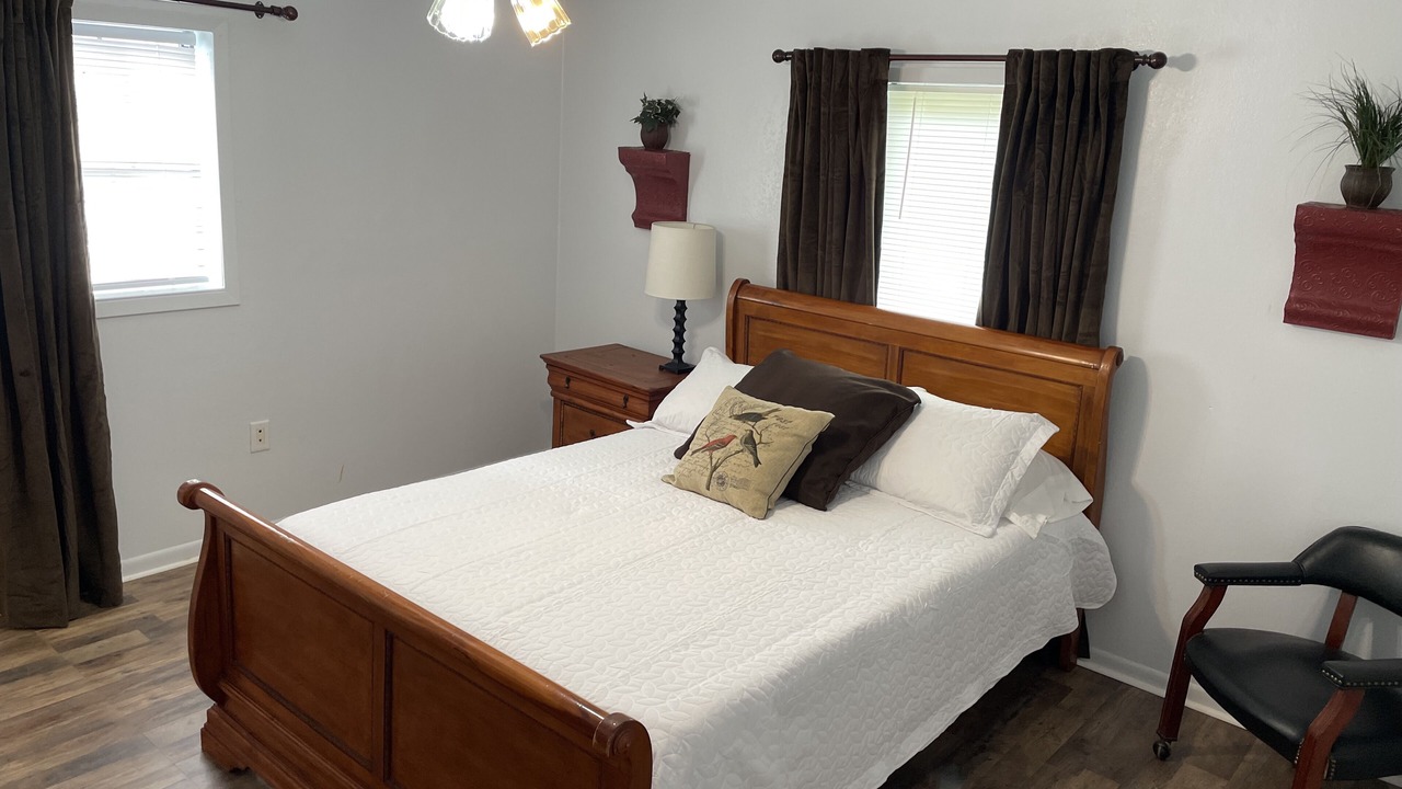 Photo of Bedroom in Elm Mott