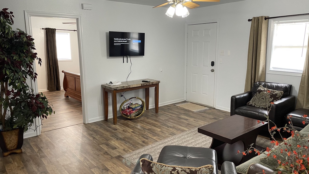 Photo of Livingroom in Elm Mott