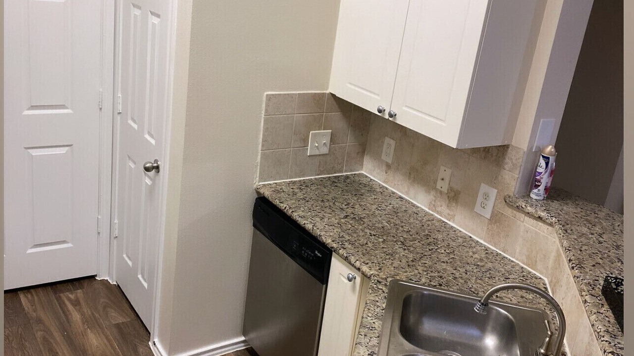 Photo of Kitchen in George Bush Park/Eldridge