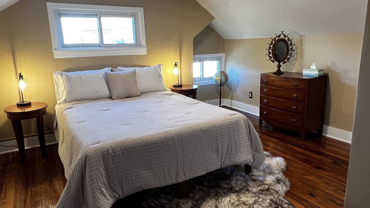 Photo of Bedroom in Tyler Park
