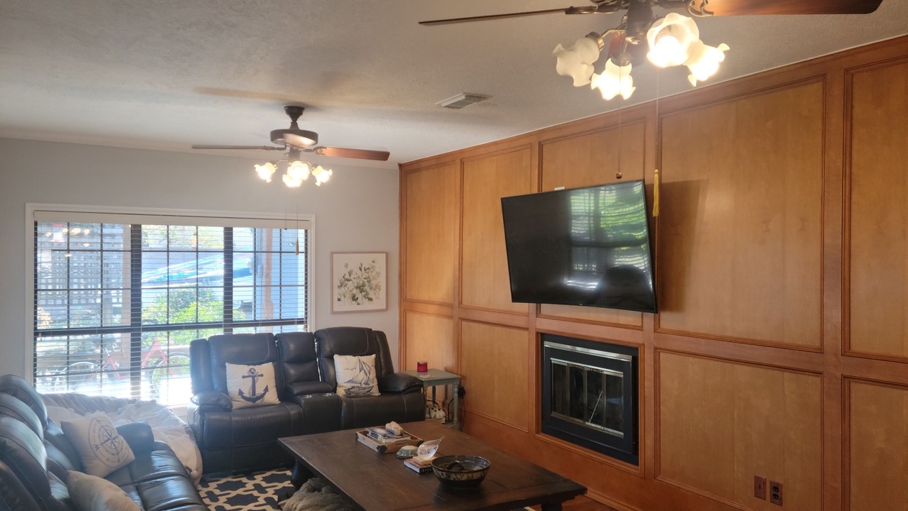 Photo of Livingroom in Indian Shores