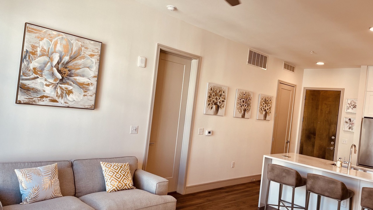 Photo of Livingroom in Legacy Park