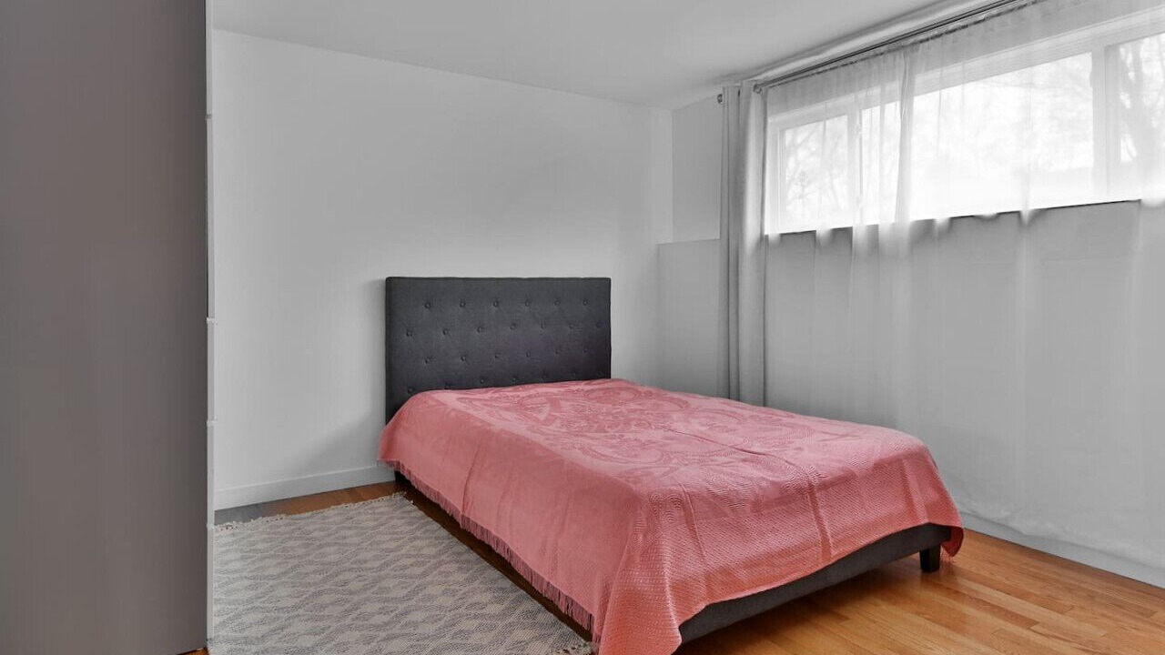 Photo of Bedroom in Saint-Hubert