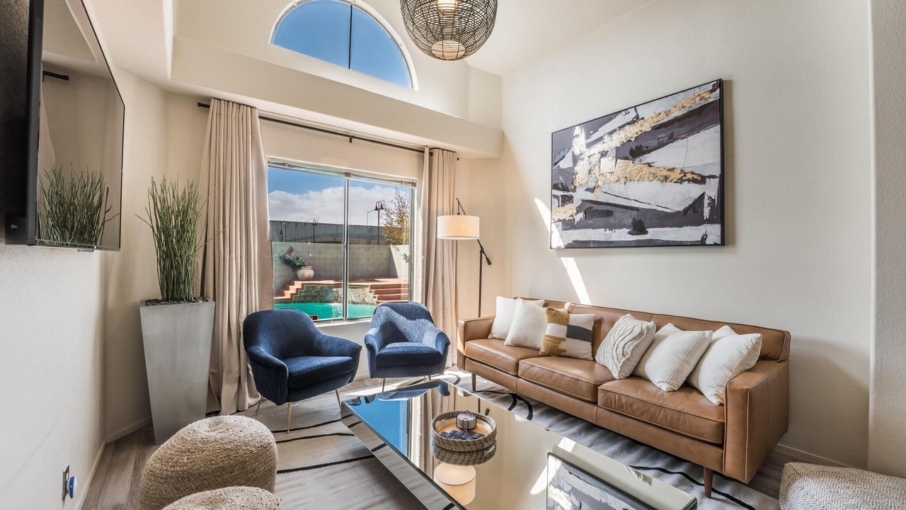 Photo of Livingroom in Summerlin