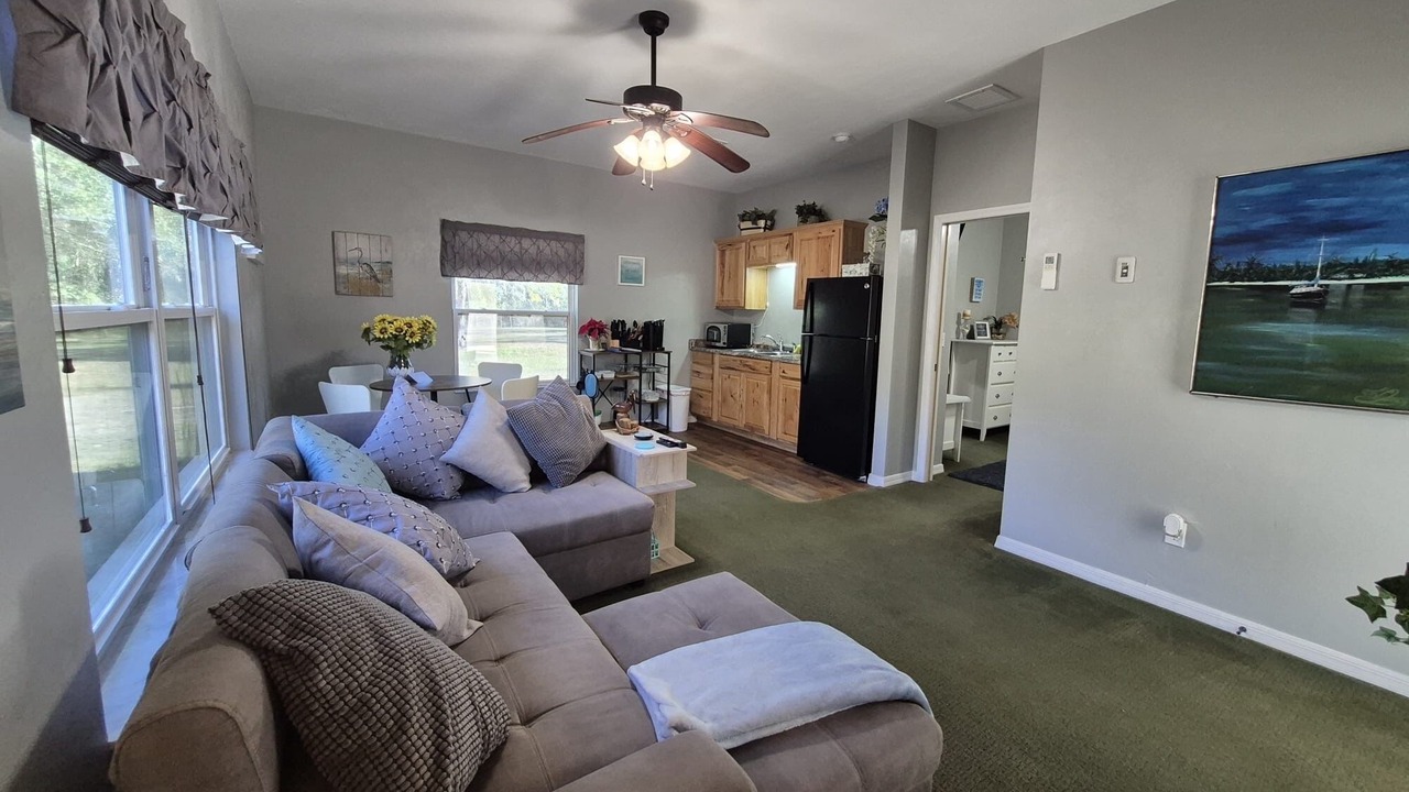Photo of Livingroom in Alachua