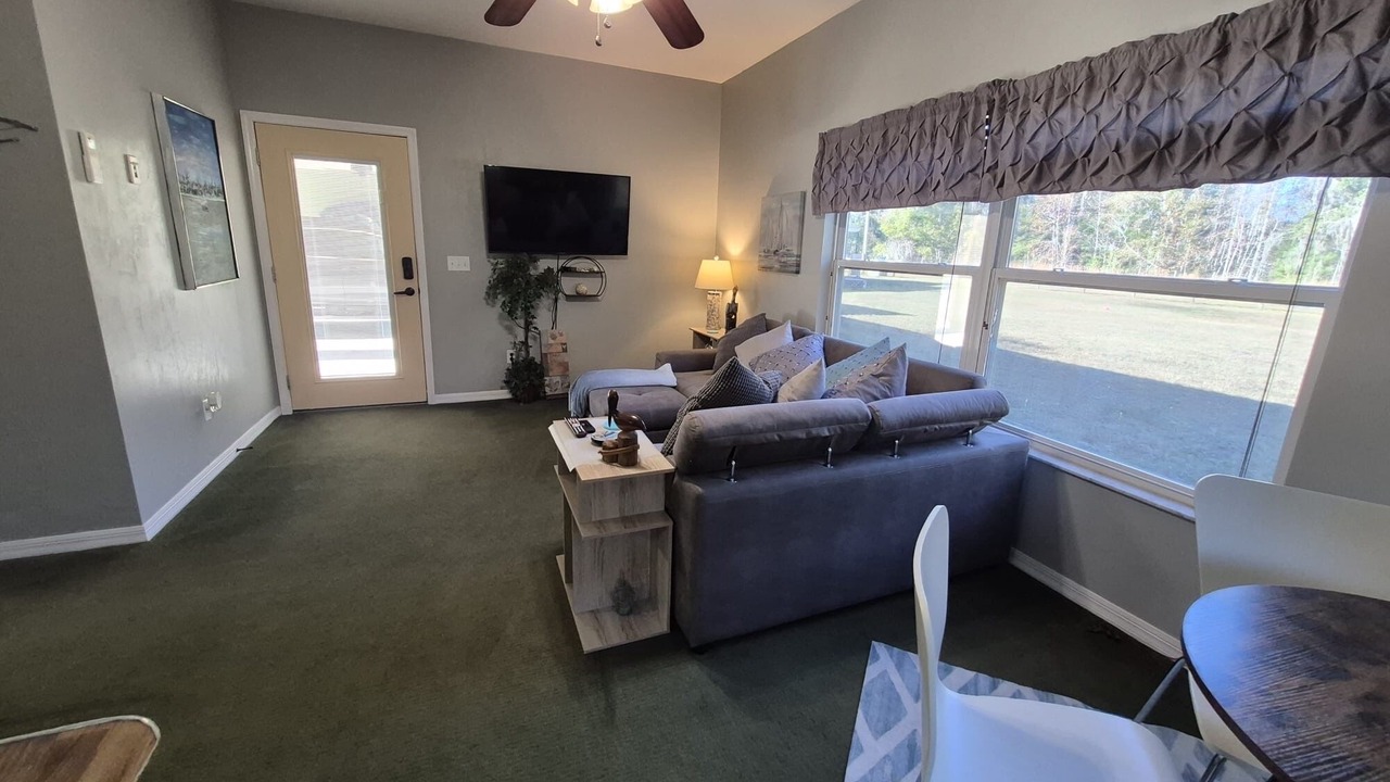 Photo of Livingroom in Alachua