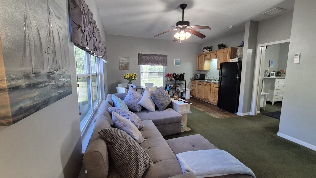Photo of Livingroom in Alachua