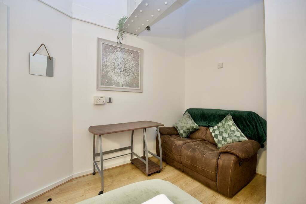 Photo of Livingroom in Coventry