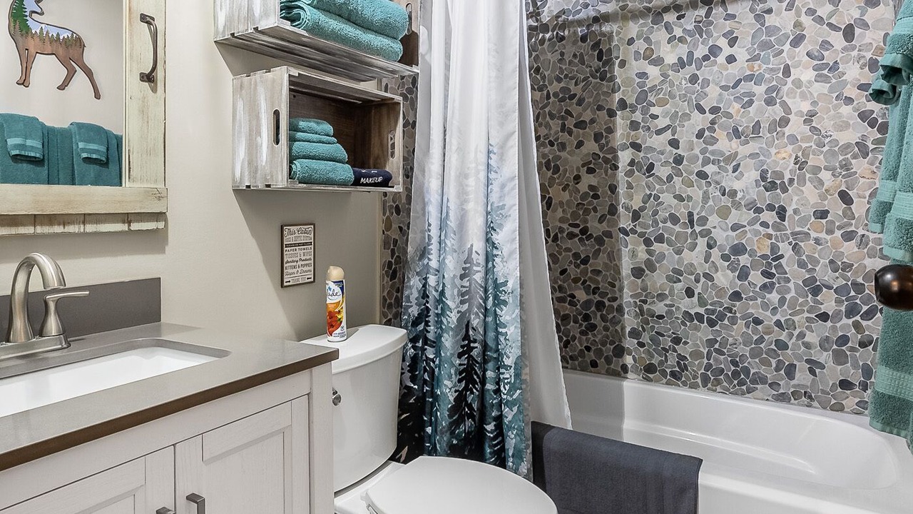 Photo of Bathroom in Ashford