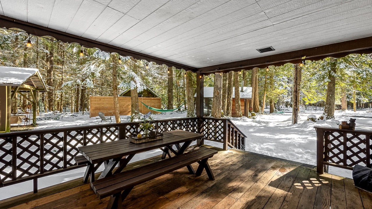 Photo of Outdoor in Ashford