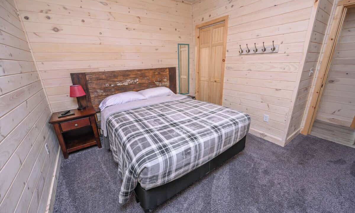 Photo of Bedroom in McHenry