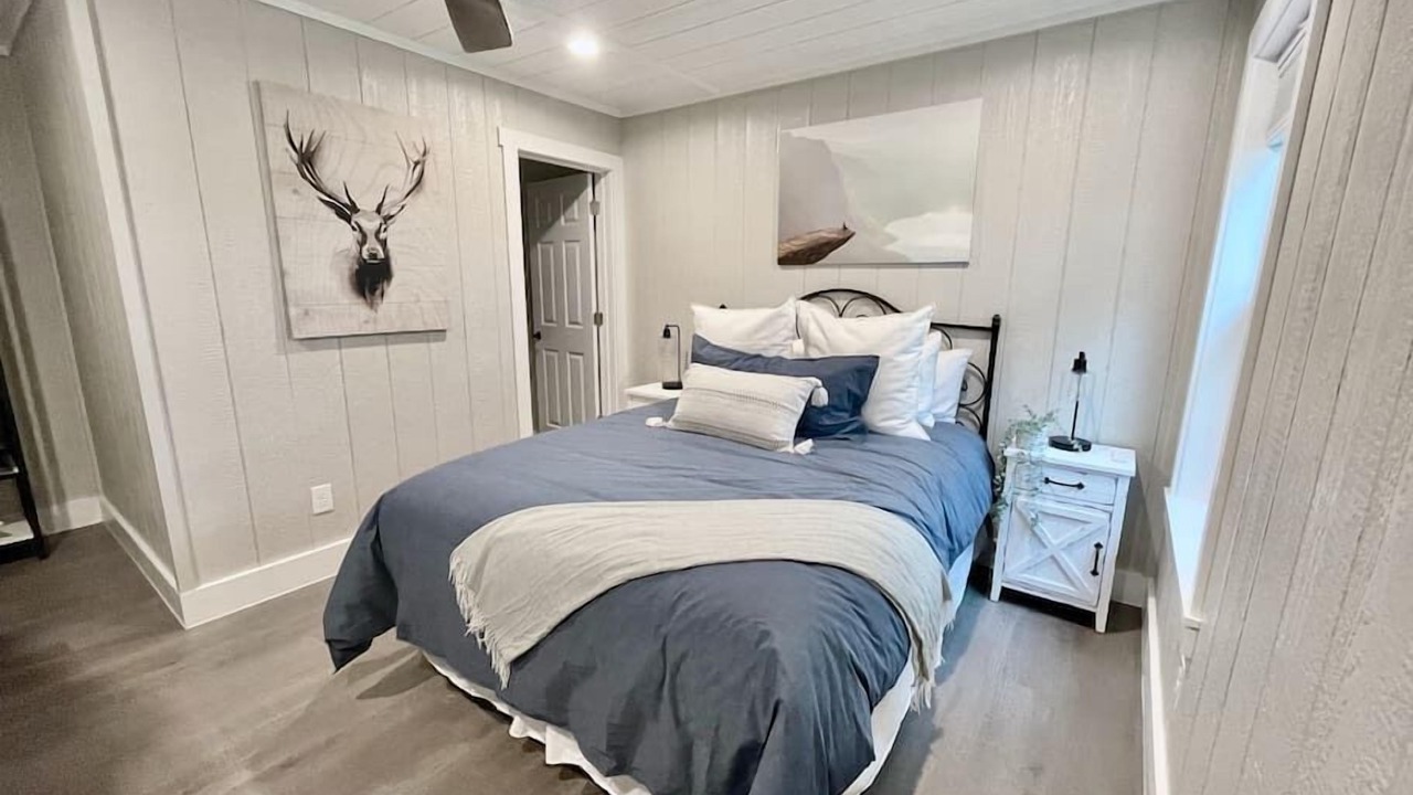 Photo of Bathroom in La Grange