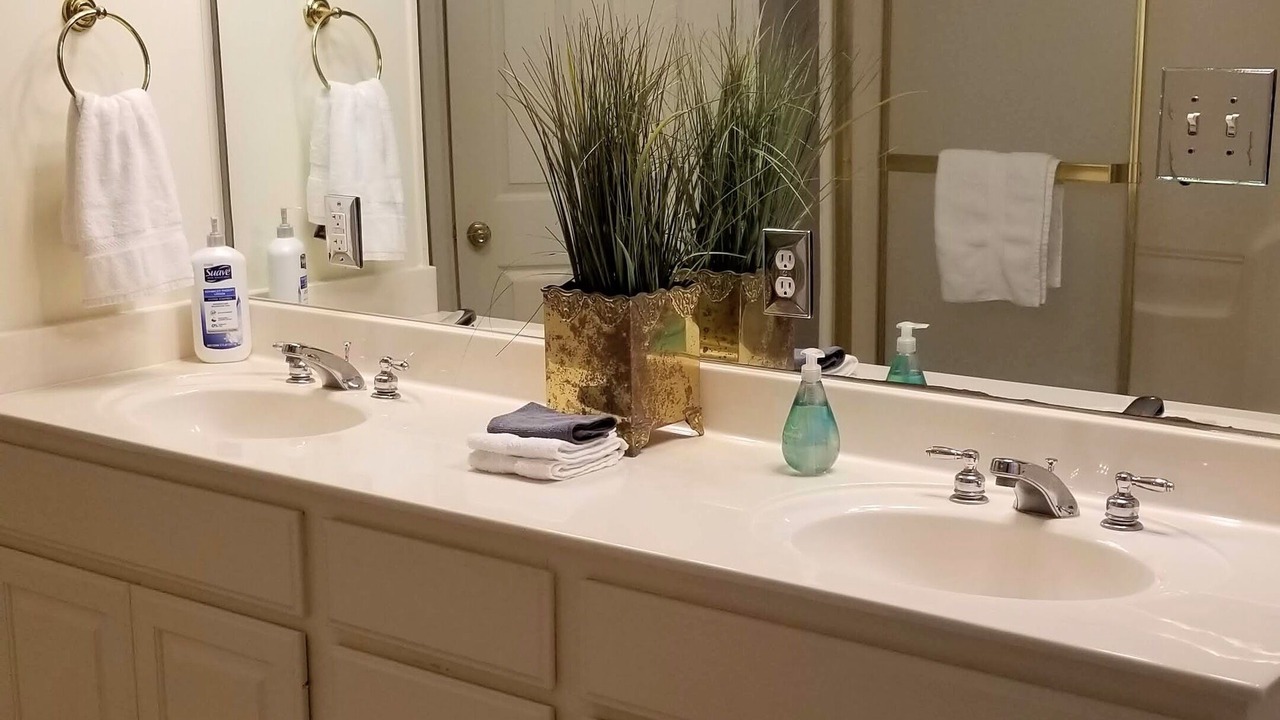 Photo of Bathroom in Carter's Grove