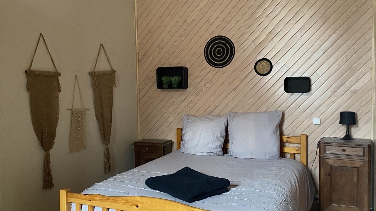 Photo of Bedroom in Casteljaloux