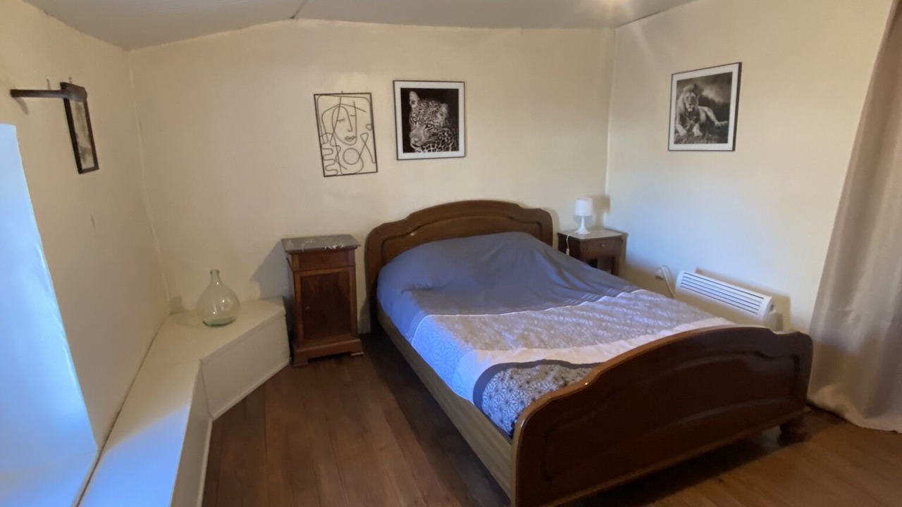 Photo of Bedroom in Casteljaloux