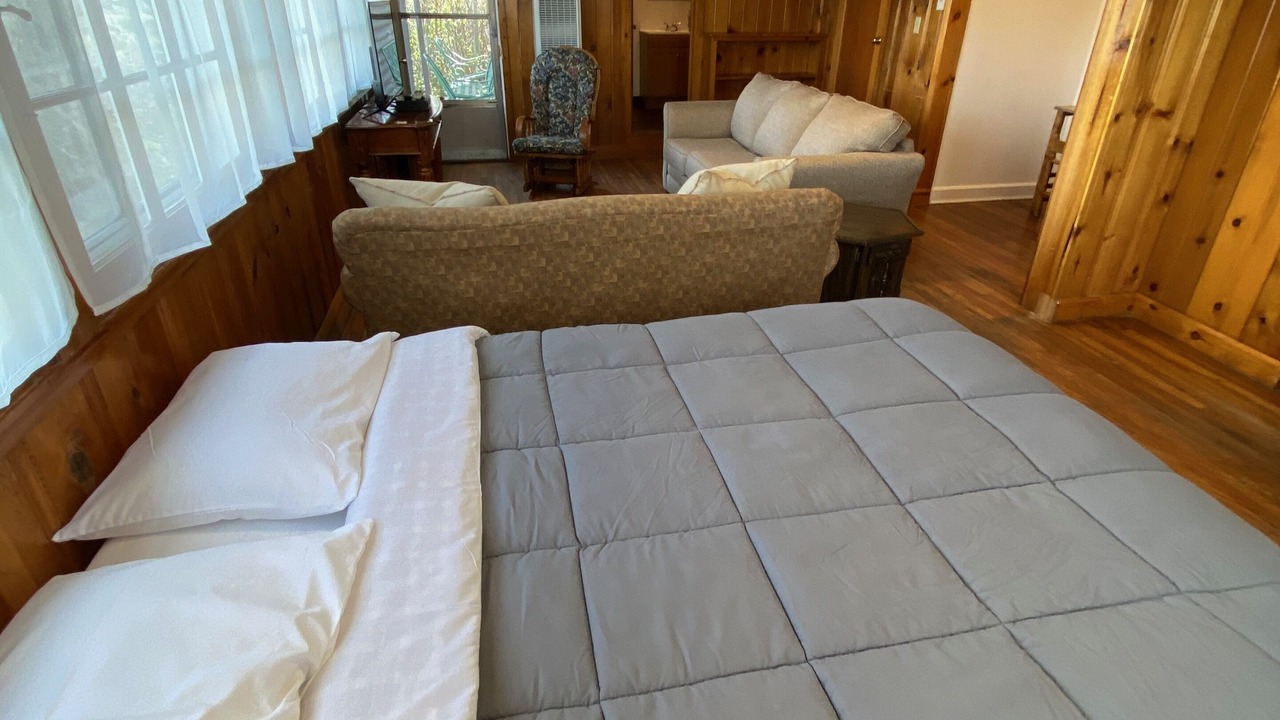Photo of Bedroom in Meeker