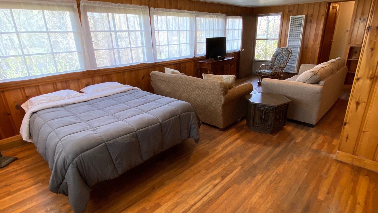 Photo of Bedroom in Meeker