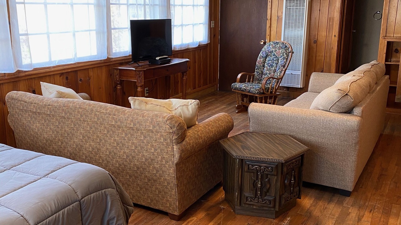 Photo of Livingroom in Meeker