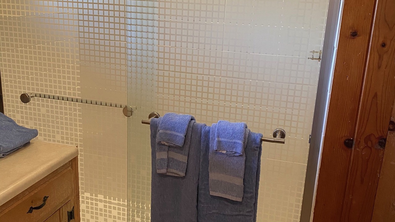 Photo of Bathroom in Meeker