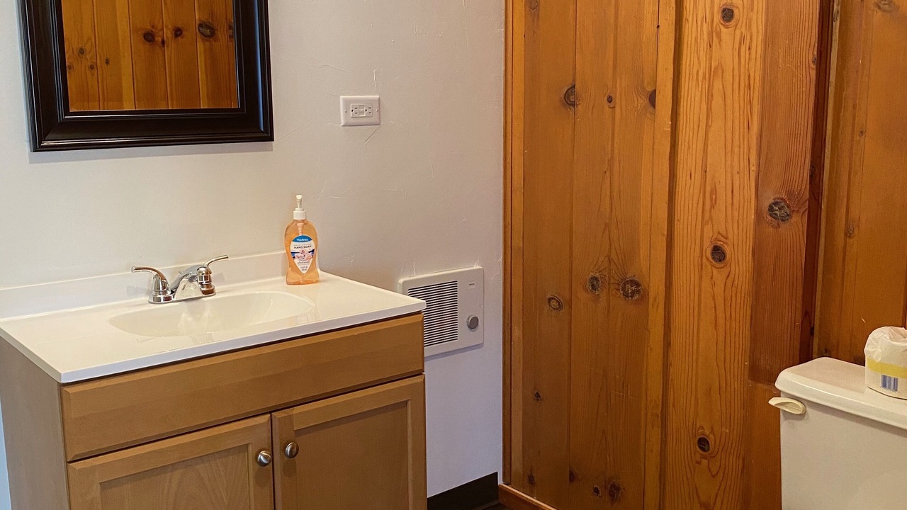Photo of Bathroom in Meeker