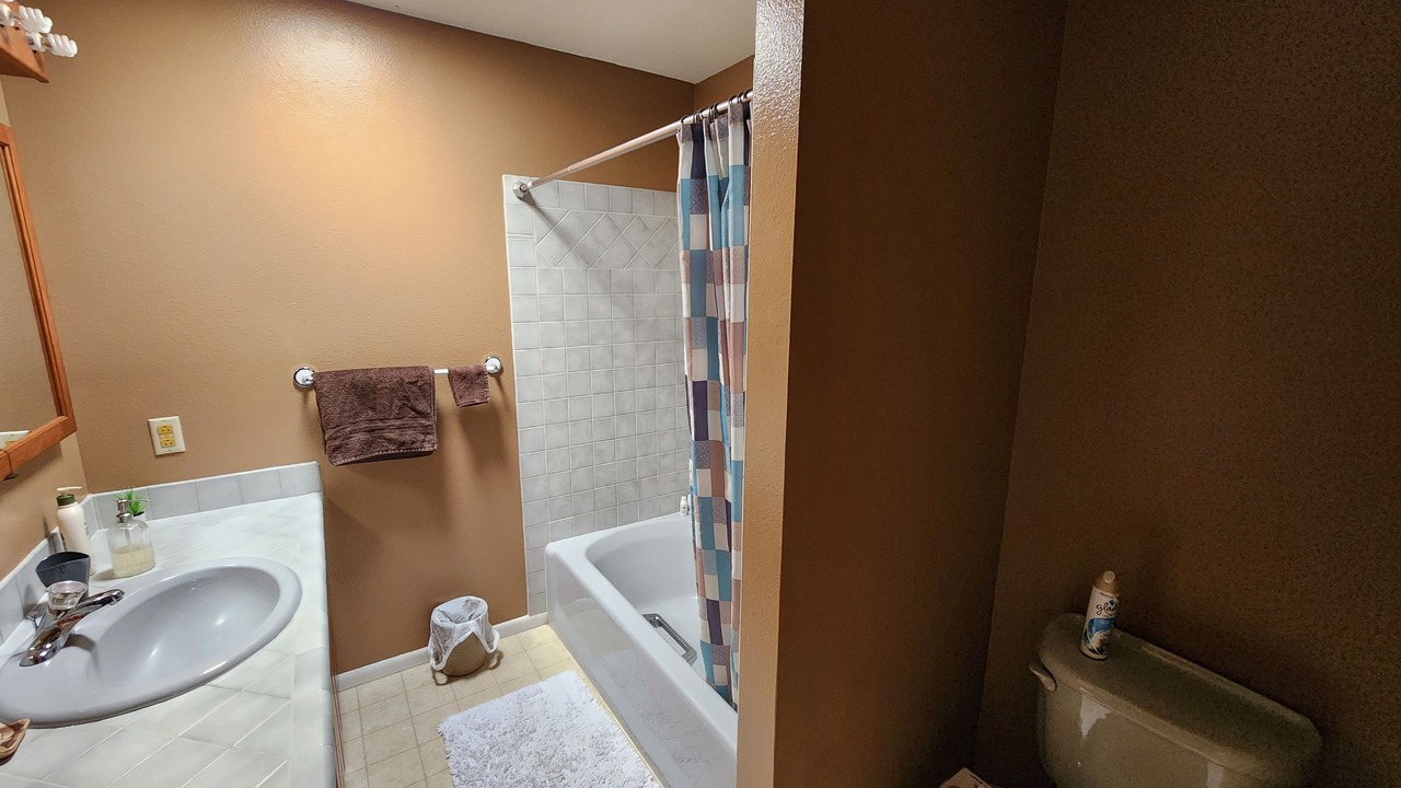 Photo of Bathroom in Otto
