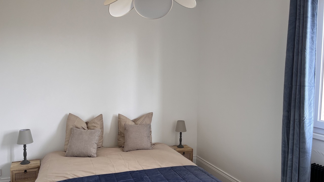 Photo of Bedroom in Faubourg-Raines